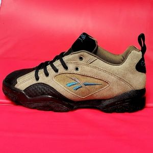 Reebok Low All Terrain Women's Hiking Shoes size 7.5